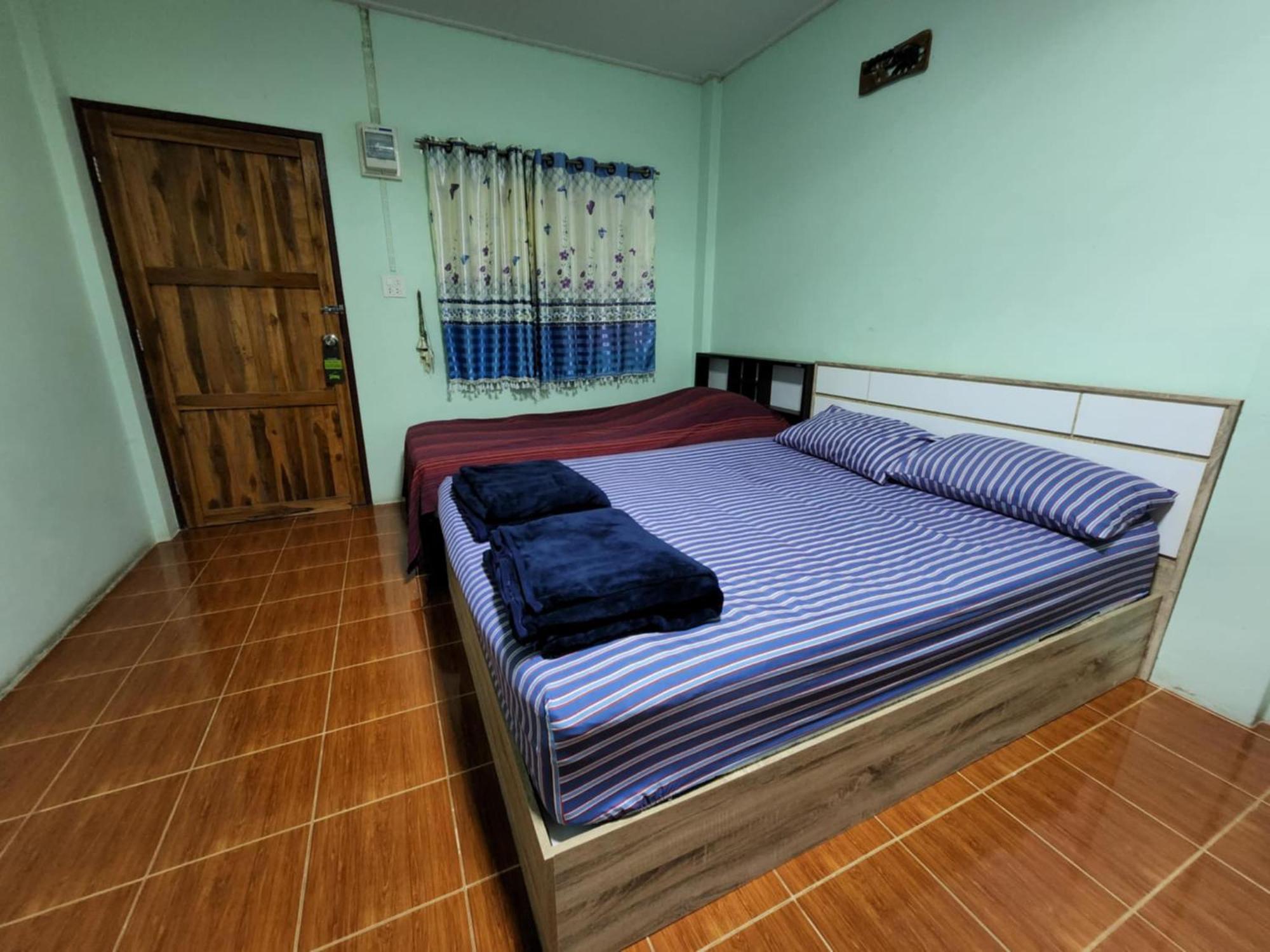 Appartement Bunrapee House à Nan Extérieur photo